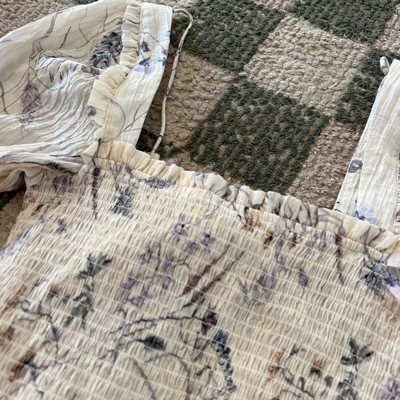 H&M peasant top - Picture 7 of 9